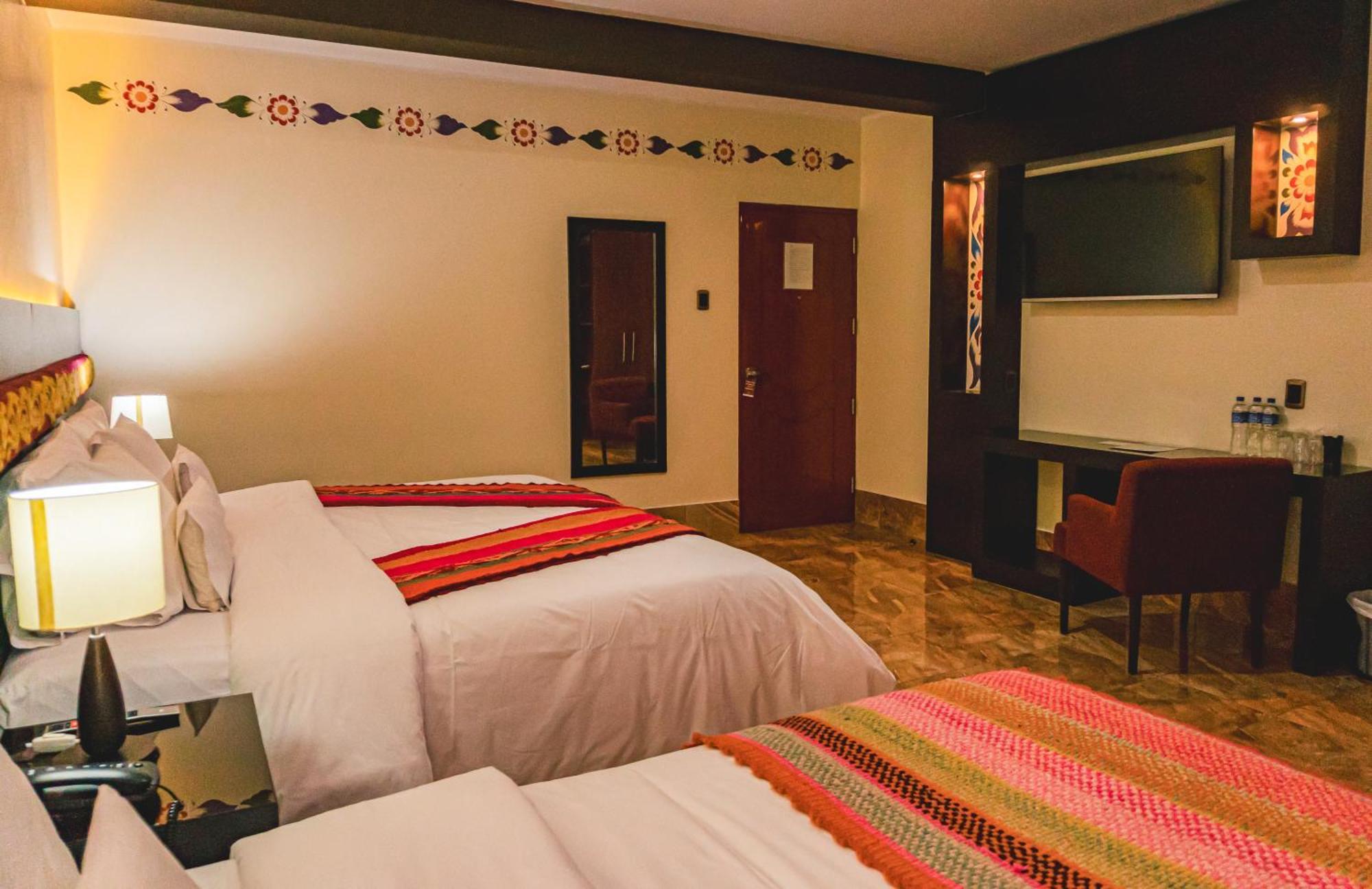 Altipacha Ayacucho Hotel Esterno foto
