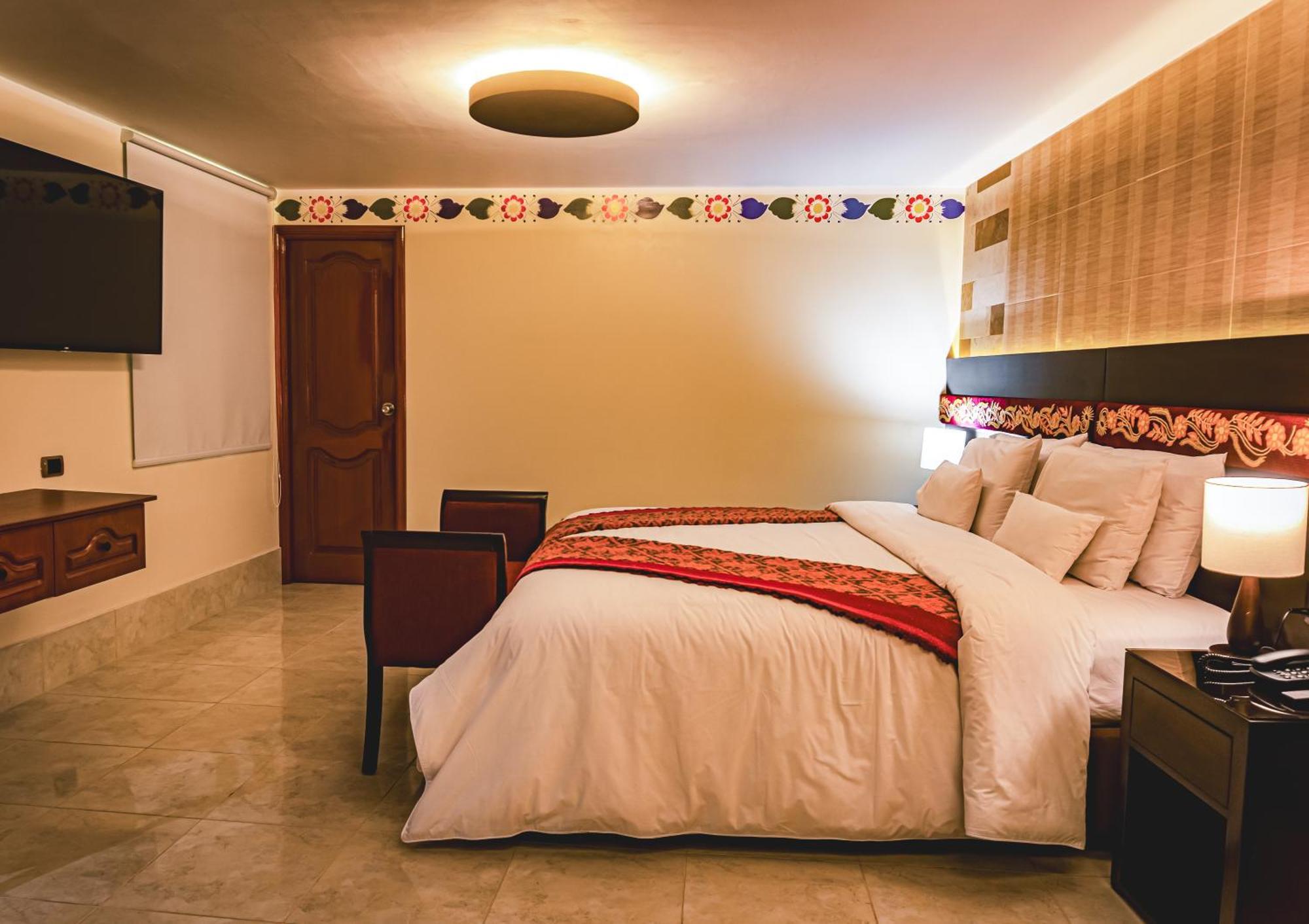 Altipacha Ayacucho Hotel Esterno foto