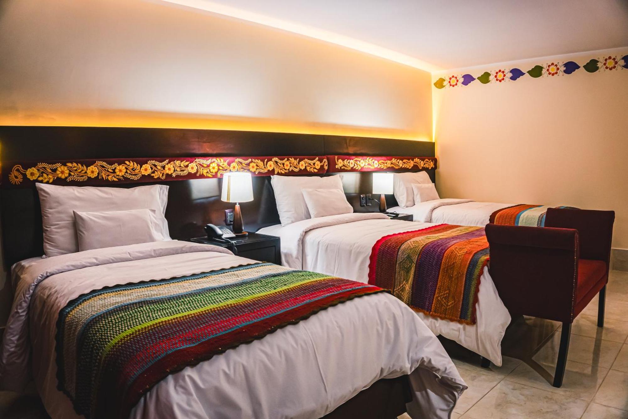 Altipacha Ayacucho Hotel Esterno foto